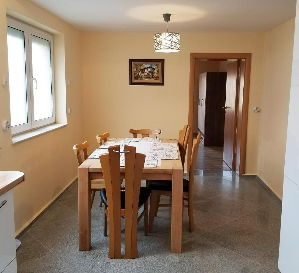 A Spacious 3 Bedroom Apartment In Bad Abbach/Regensburg Екстериор снимка